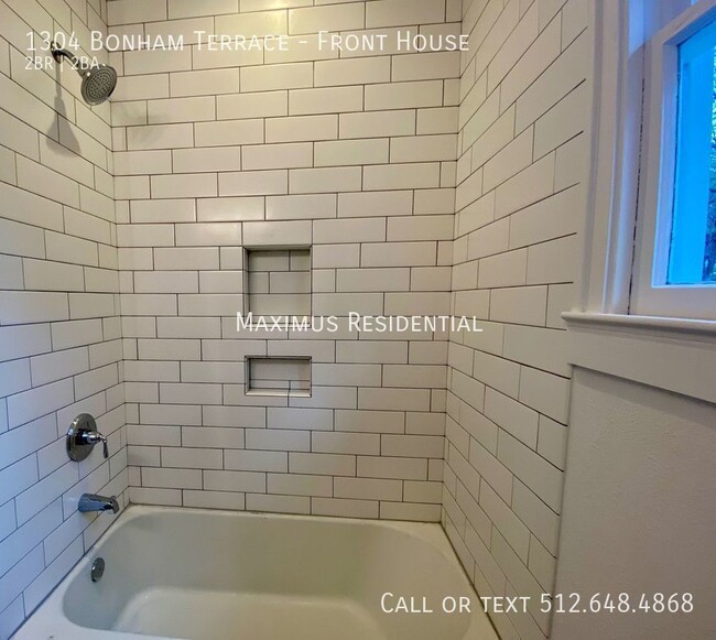 Building Photo - Travis Heights 2/2 Completely Remodeled in...