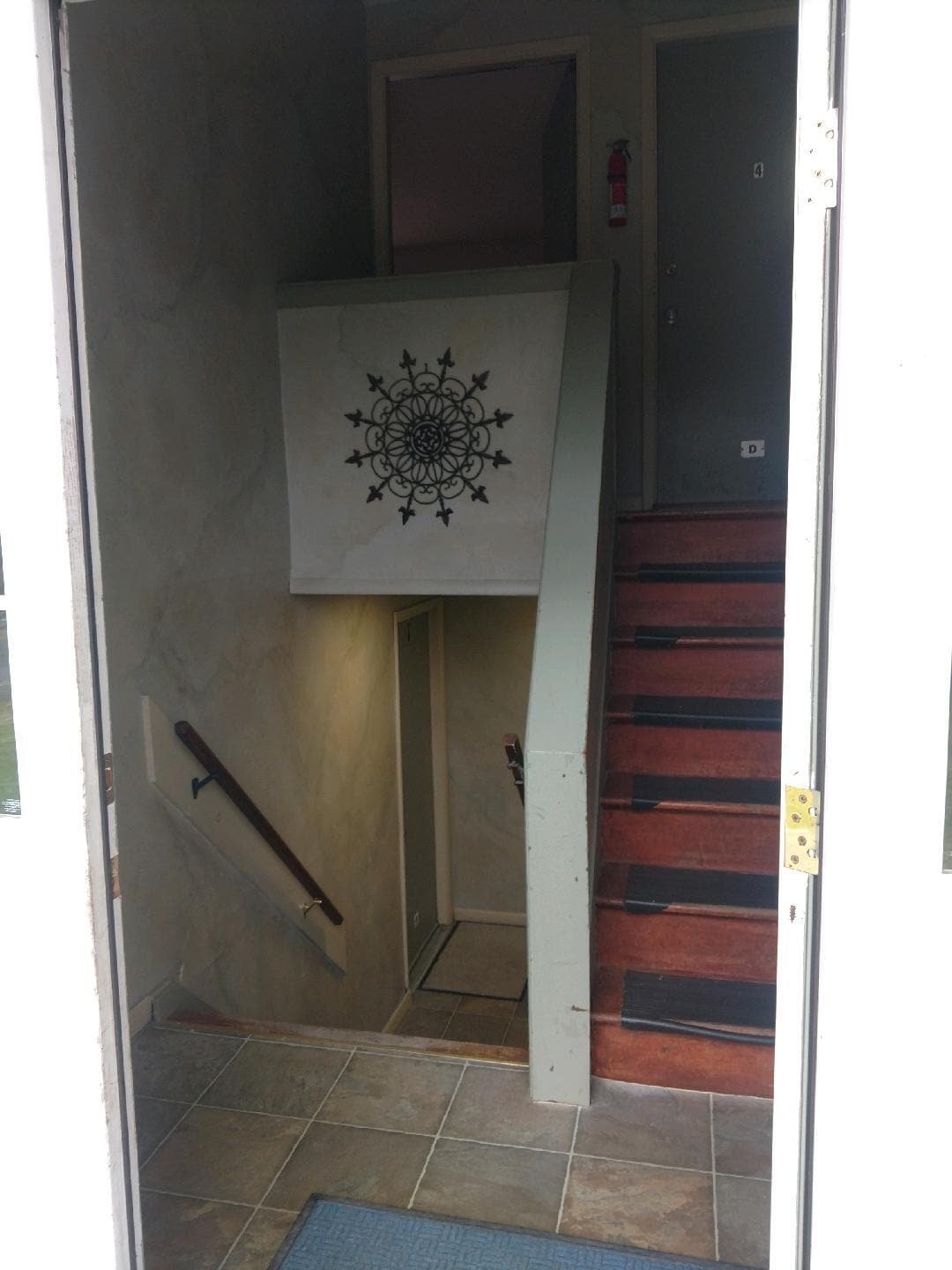Shared Entry - 388 Dryden Harford Rd