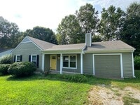 Building Photo - Updated 3 Bedroom 2 Bathroom Home in N. Ch...
