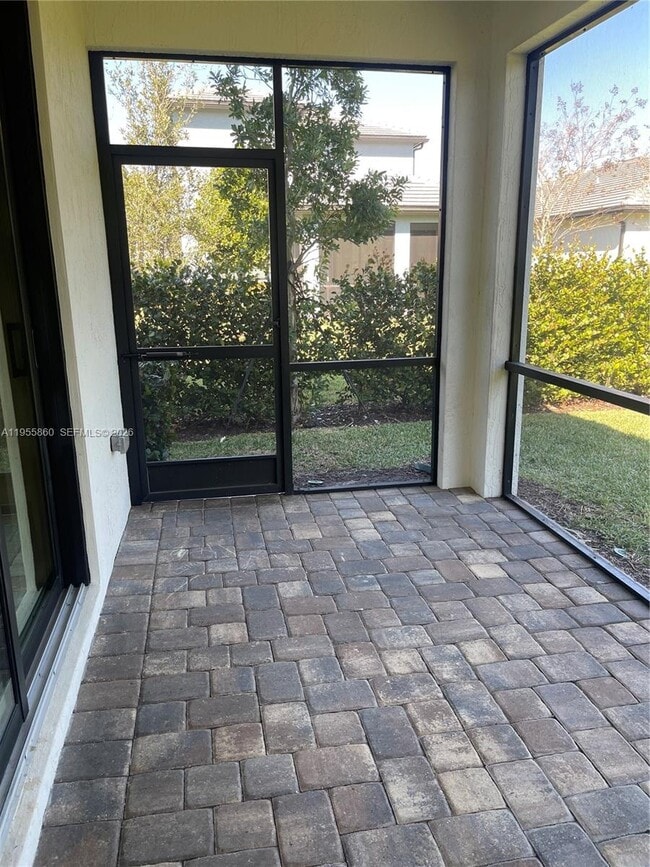 Building Photo - 4490 Gramercy Dr