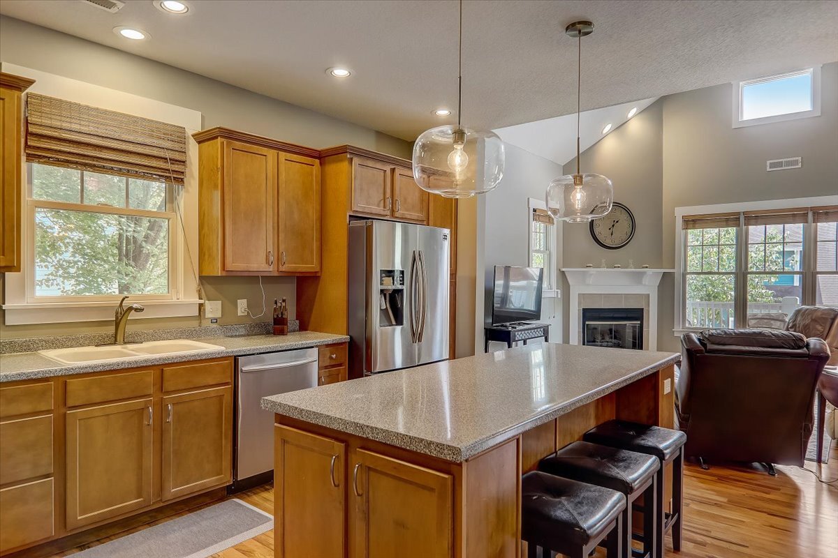 Building Photo - 11 Oakhaven Ter