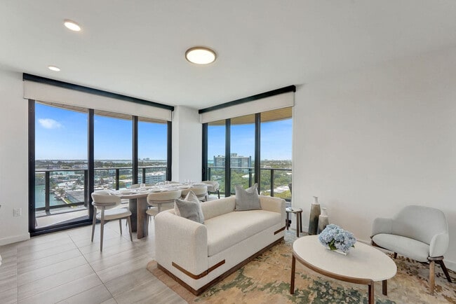 Building Photo - 580 72nd St