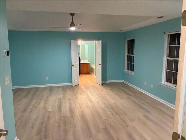 Building Photo - 224 McKinley Loop