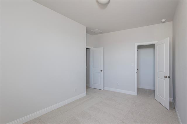 Building Photo - 1214 Aruba Ave