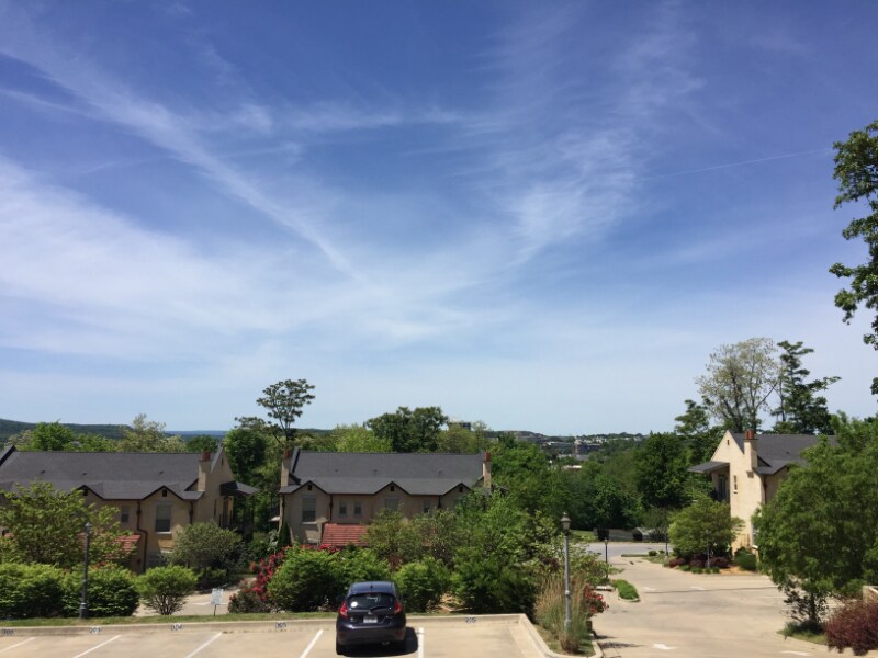 Building Photo - 44 N Olive Ave