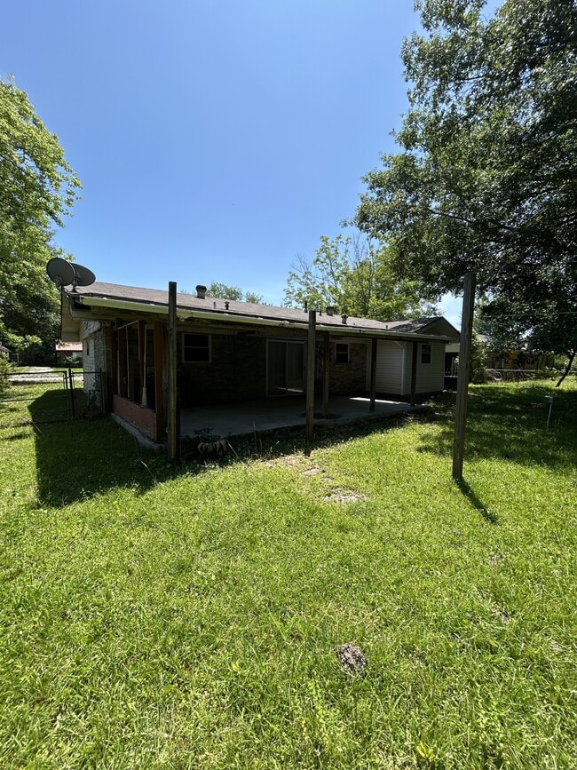 Building Photo - 2505 Fortson St