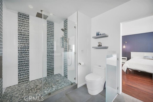 Building Photo - 225 33rd St