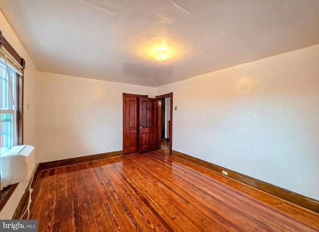 Building Photo - 8 N Virginia Ave