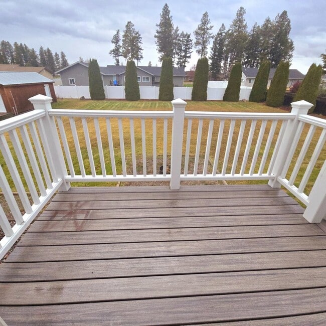 Building Photo - Remodeled 3 bedroom, 2 bathroom, 2 car garage + shop