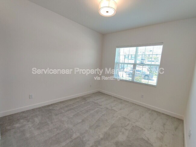 Building Photo - 32792 Tree of Life Ave