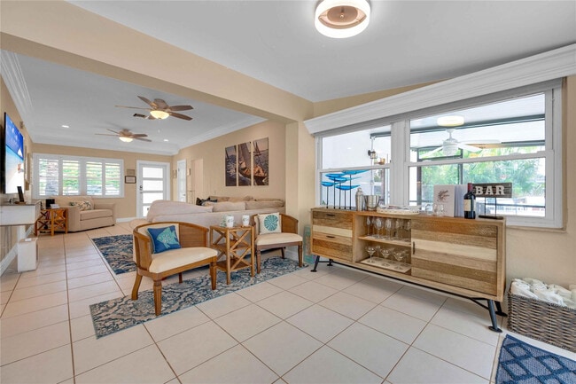 Building Photo - 1329 SW 12th Ct