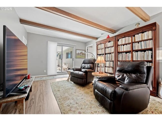 Building Photo - Charming 4-Bed Ranch Home with In-Ground P...