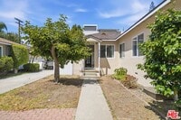 Building Photo - 4142 Lincoln Ave
