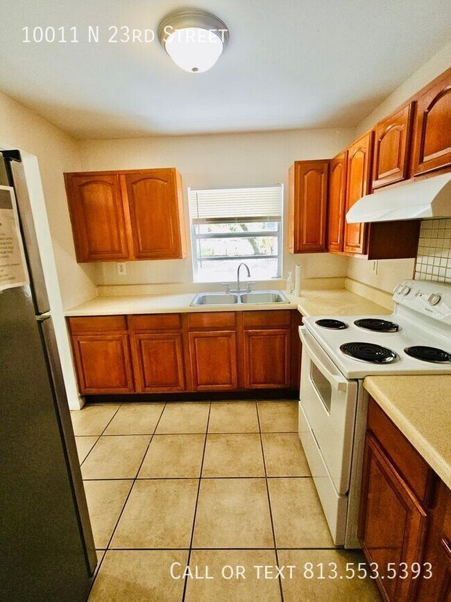 Building Photo - 10011 N 23rd St