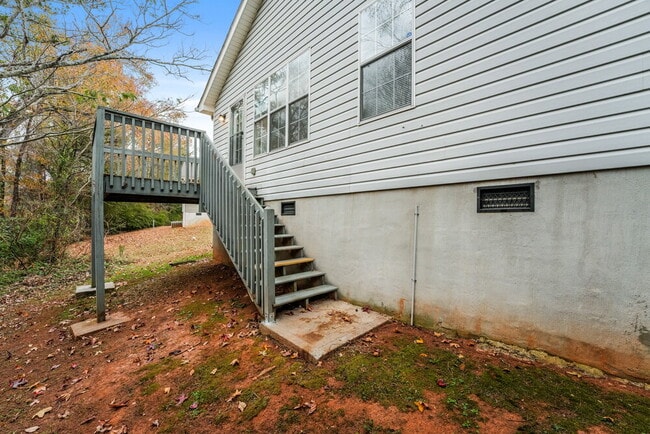 Building Photo - 218 Adam Cir