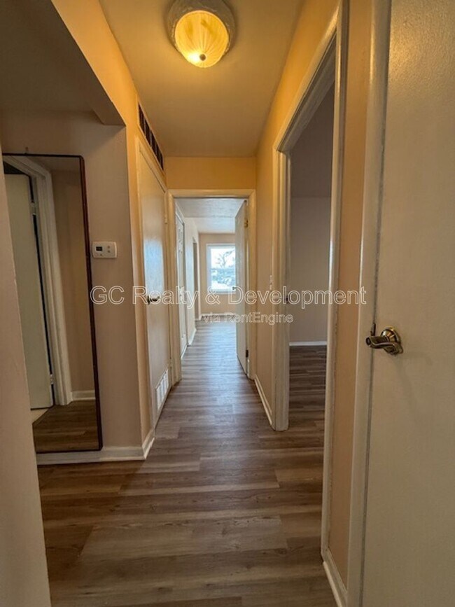 Building Photo - 1770 Bristol Walk