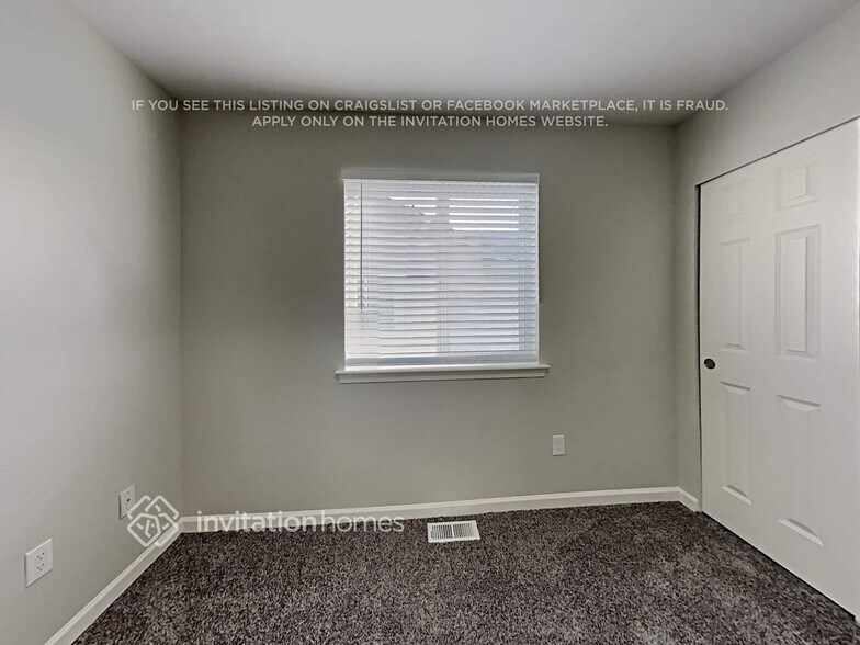 Building Photo - 10023 2nd St SE