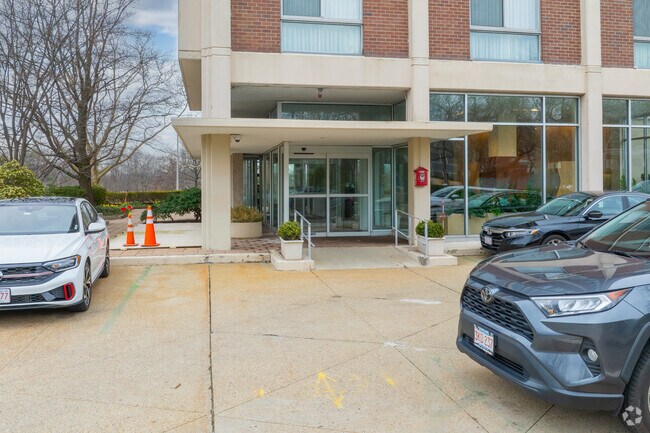 Entrance - Ten Ten Memorial Drive
