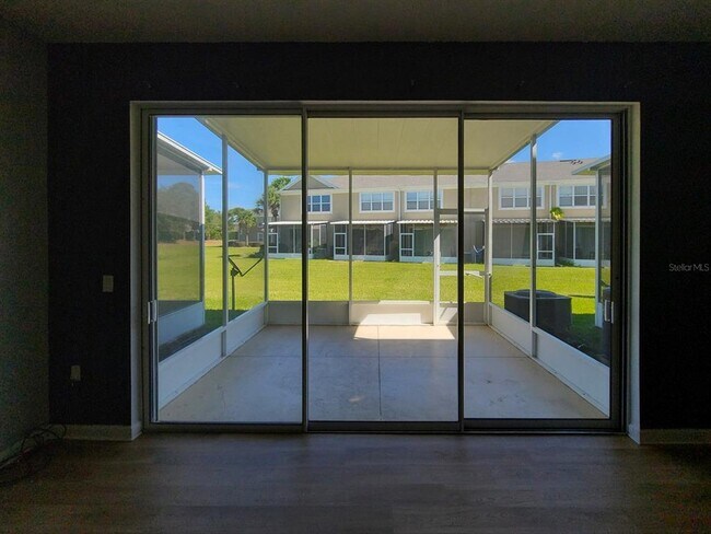 Building Photo - 4148 SW 51st Cir
