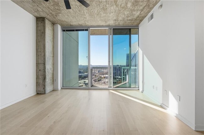 Building Photo - 3324 Peachtree Rd NE