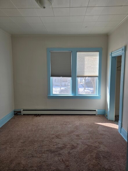 Building Photo - 408 S 7th Ave