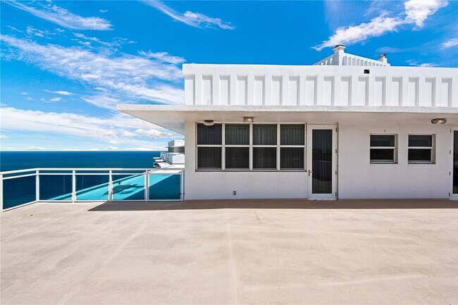 Building Photo - 3430 Galt Ocean Dr