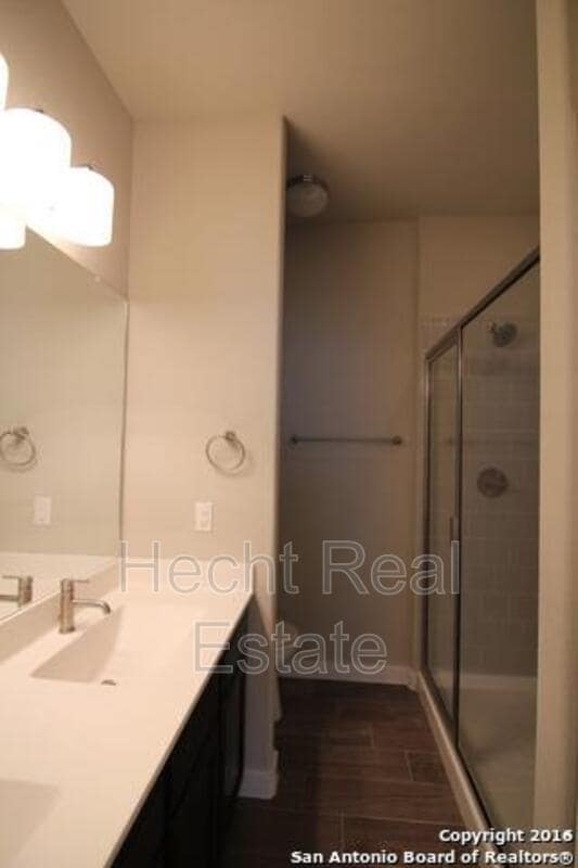 Building Photo - 1163 Creekside Orchard