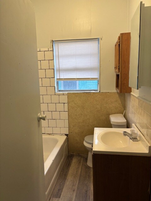 Building Photo - 1410 18th St