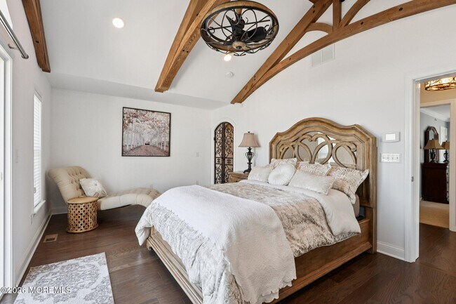 Building Photo - 13 Halfmoon Ct