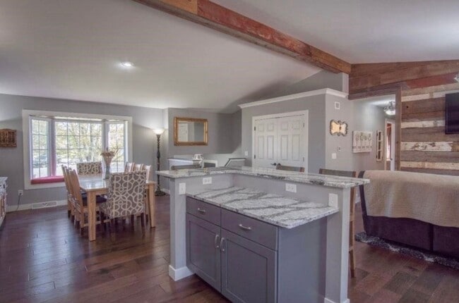 Building Photo - Click the “Apply Now” button or email wapmrentals@gmail.com for a prompt response.