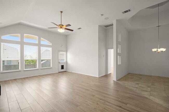 Building Photo - 167 Brazil Dr