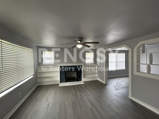 Building Photo - Charming 3 bedroom 1 bath home