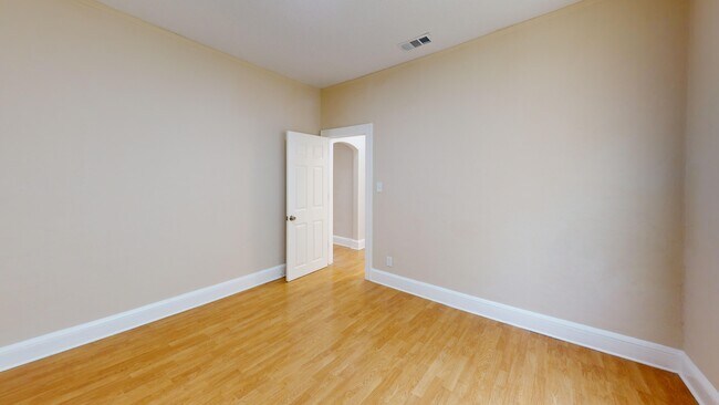 Building Photo - 4429 San Juan Ave