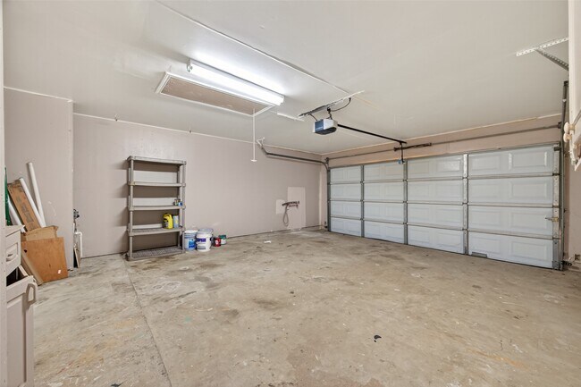 Building Photo - 17106 Pecan Acres Dr