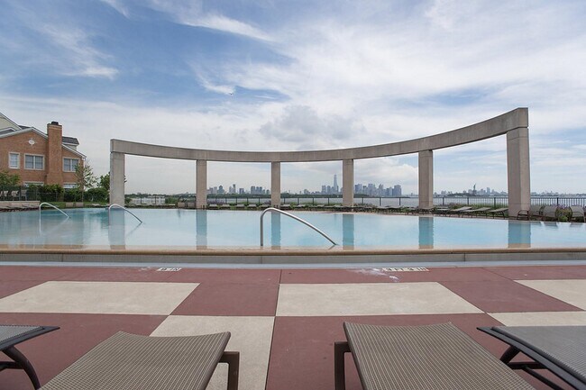 Building Photo - 15 Enterprise Ct