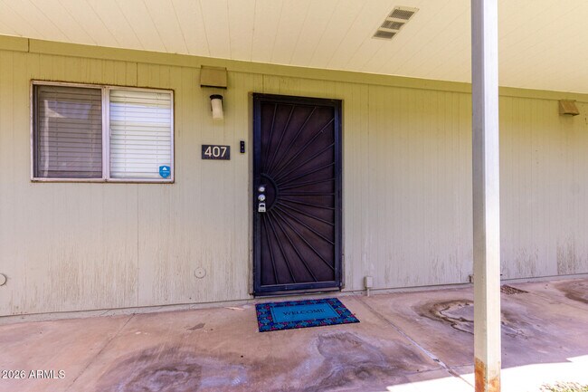Building Photo - 4610 N 68th St