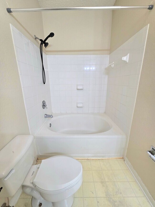 Building Photo - Gated Community located in Sanford/Lake Mary