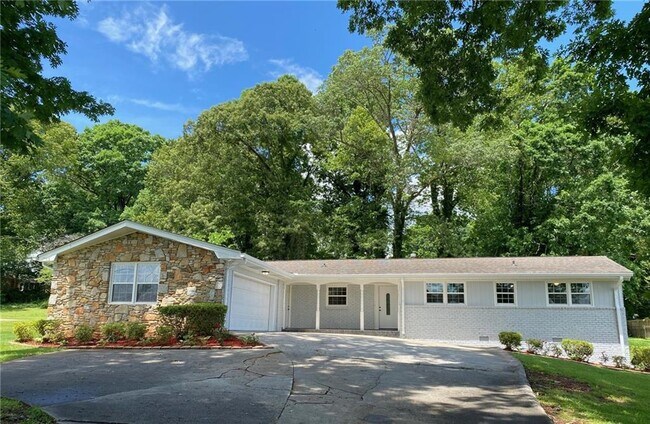 Building Photo - 2251 S Hairston Rd