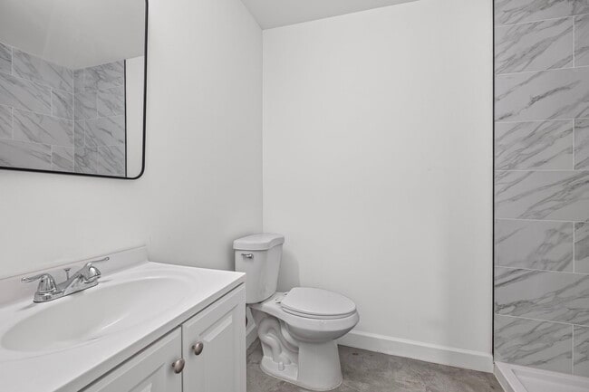 Building Photo - 1373-1375 COOPER ST