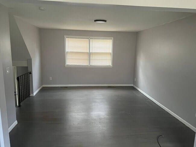 Interior Photo - Wallingford Ventures 286 LLC