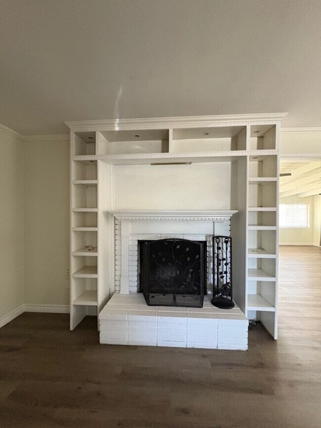 Building Photo - Redlands 4 Bedroom Home