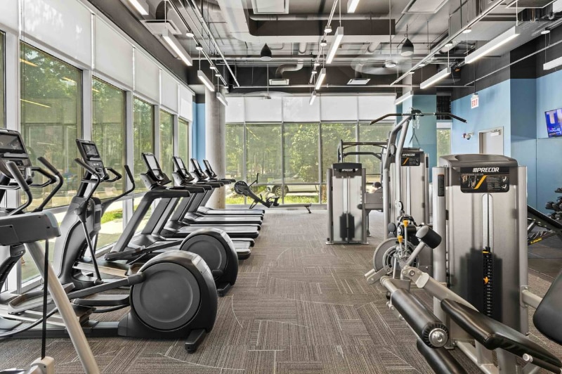 Building Photo - 830 S Clark St