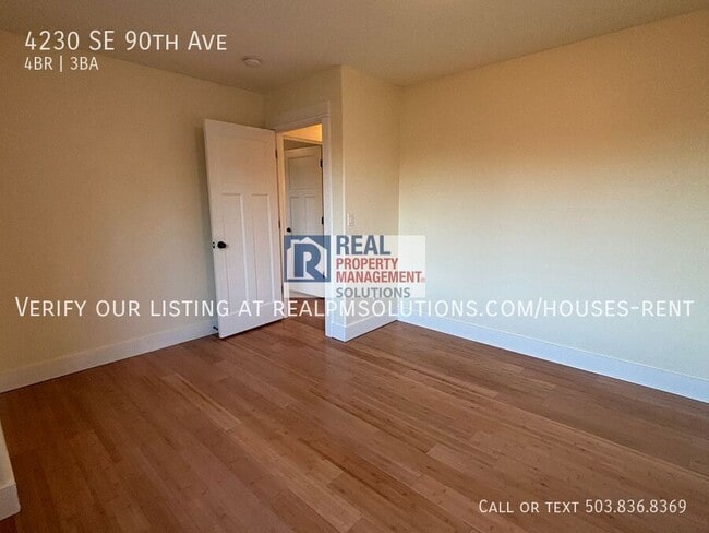 Building Photo - 4230 SE 90th Ave