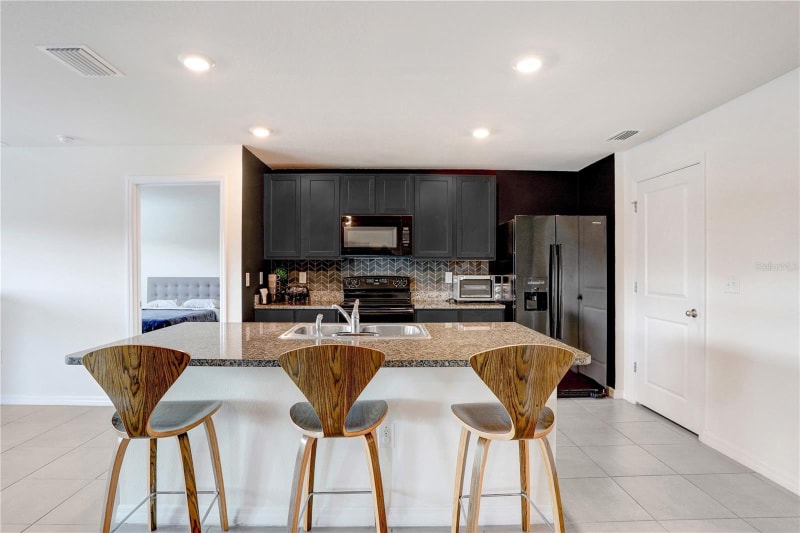 Building Photo - 7929 Sail Clover Ln