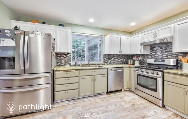 Building Photo - 18223 72nd Ave E