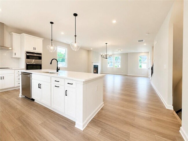 Building Photo - 3290 Willow Glade Trl