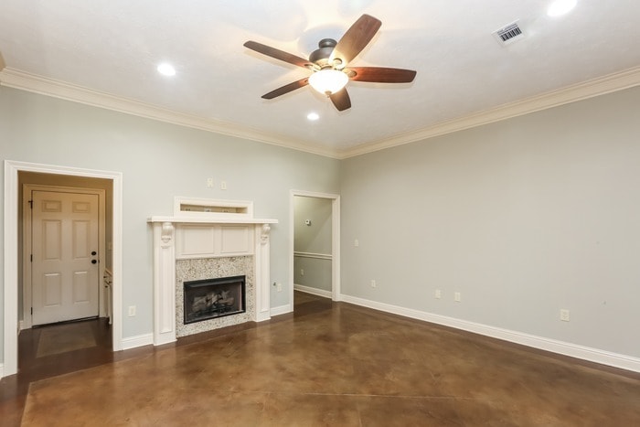Building Photo - 717 Hartwood Cove