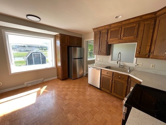 Building Photo - Newly remodeled 3 bedroom home