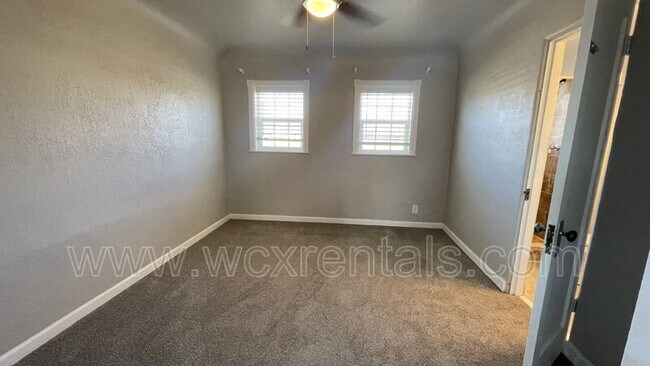 Building Photo - 115 N Wall Ave