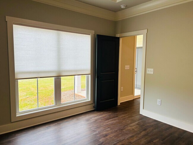 Building Photo - Vicars Construction LLC